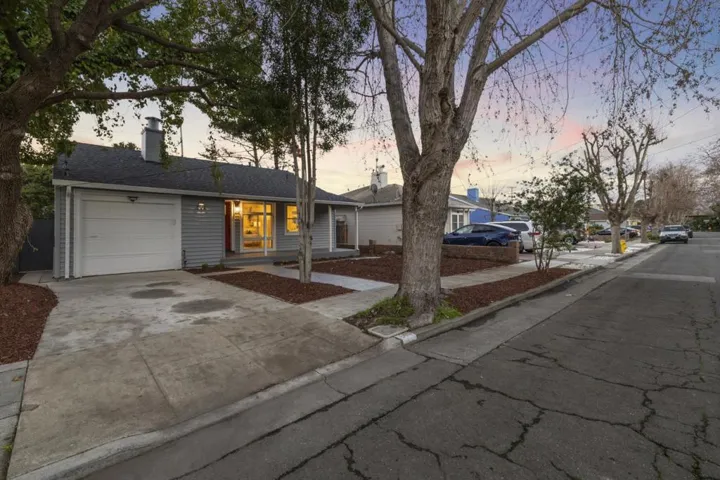 546 Hemlock Avenue, Millbrae, California 94030