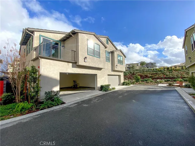 164 Natal Road, Rancho Mission Viejo, California 92694