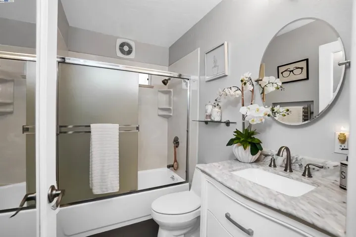 19115 Garrison Ave, Castro Valley, California 94546