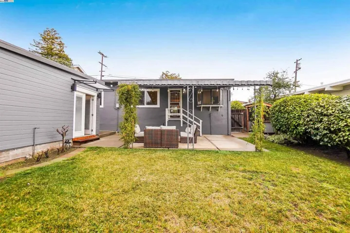 19115 Garrison Ave, Castro Valley, California 94546