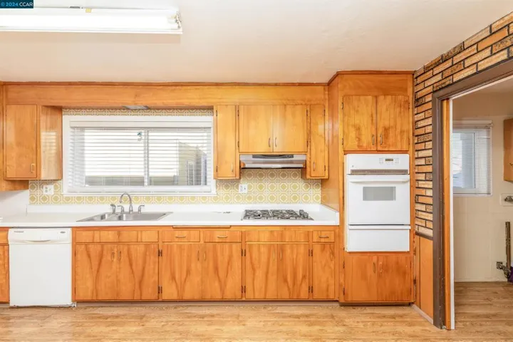 307 Lake Ave, Rodeo, California 94572