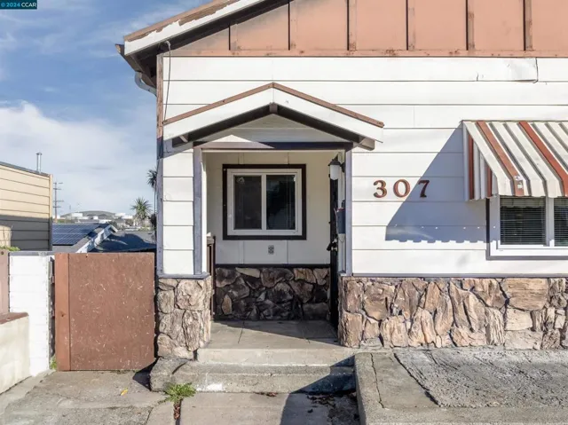 307 Lake Ave, Rodeo, California 94572