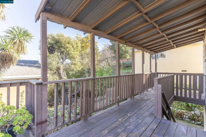 307 Lake Ave, Rodeo, California 94572