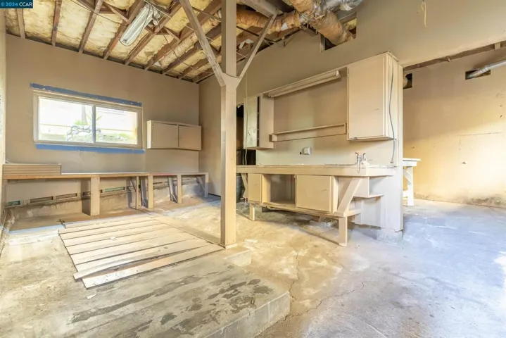 307 Lake Ave, Rodeo, California 94572