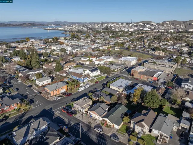 307 Lake Ave, Rodeo, California 94572
