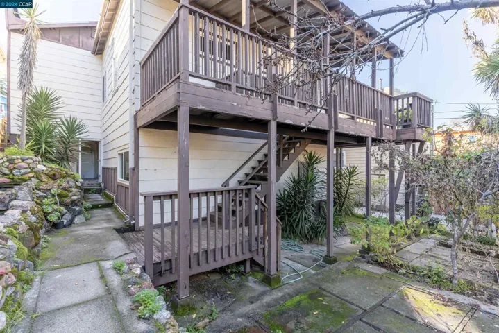 307 Lake Ave, Rodeo, California 94572