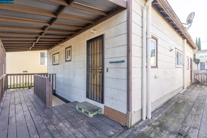 307 Lake Ave, Rodeo, California 94572
