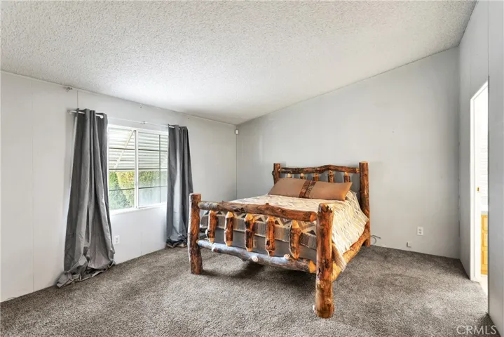 12550 Main Street 15, Hesperia, California 92345