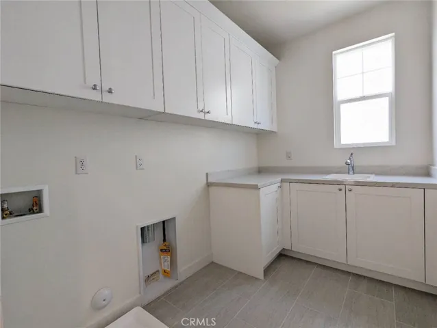 4284 S. Heather Privado, Ontario, California 91761