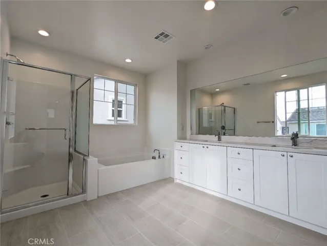 4284 S. Heather Privado, Ontario, California 91761