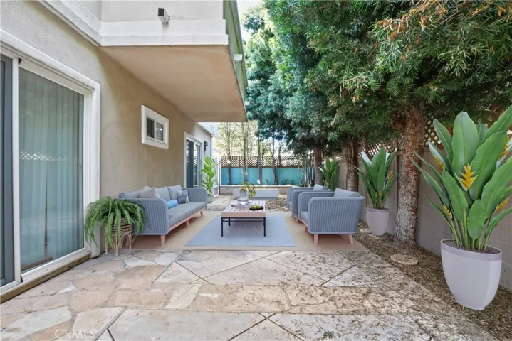 Virtually Staged Yard/Patio