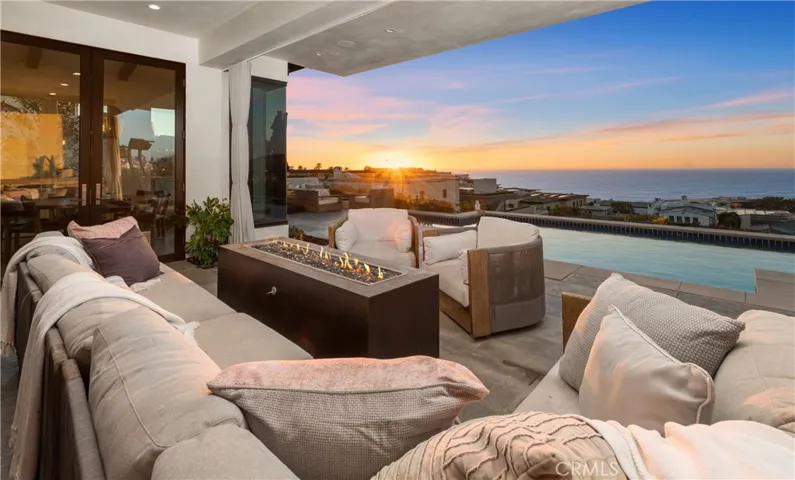 31 Shoreline Drive, Dana Point, California 92629