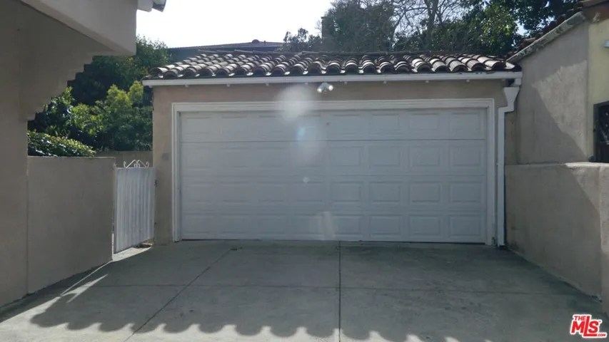 2 CAR DETACHED GARAGE