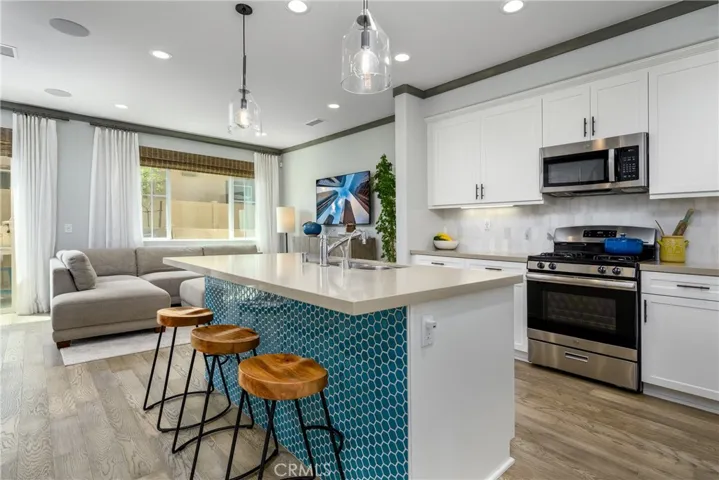 45793 Via Nubes, Temecula, California 92592