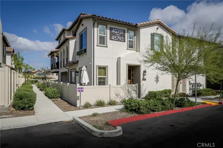 45793 Via Nubes, Temecula, California 92592