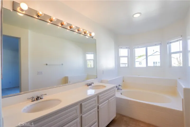 1553 Plymouth Lane, San Pedro, California 90732