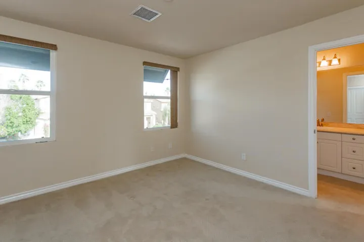 163PaseoVista_MLS-29