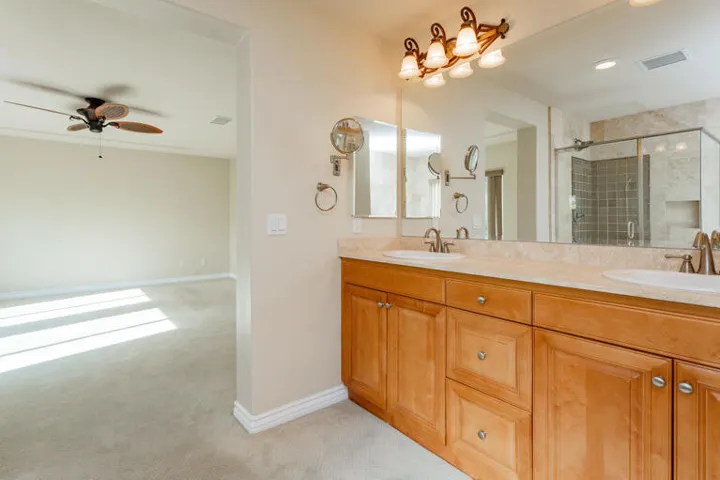 163PaseoVista_MLS-23