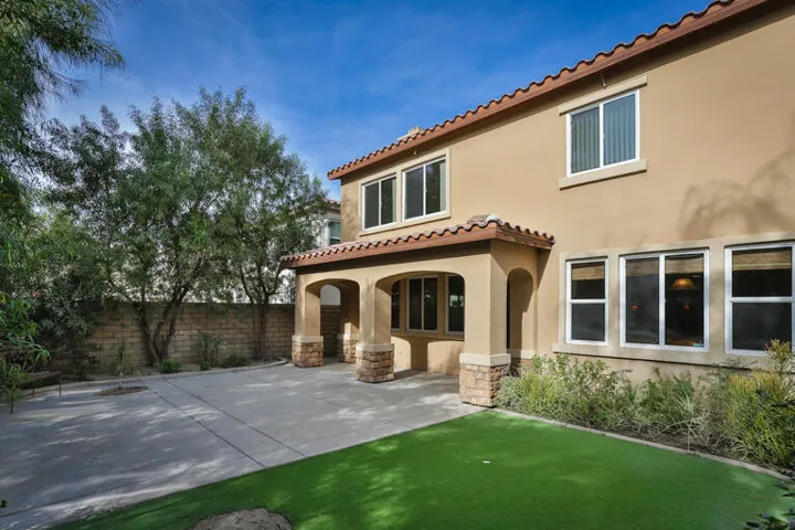 163PaseoVista_MLS-39