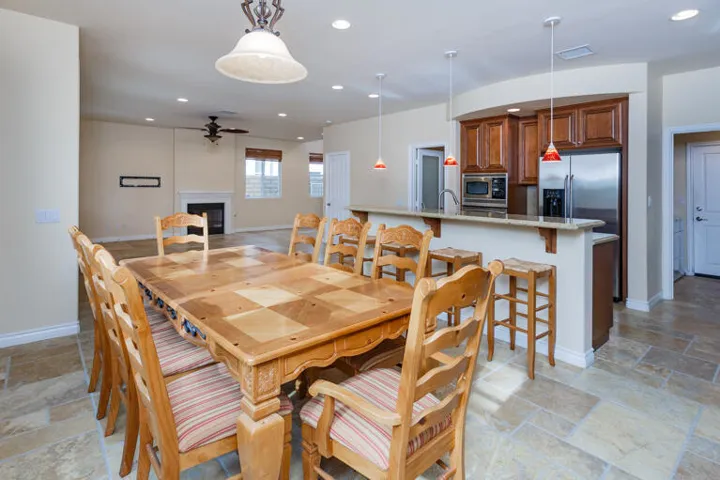 163PaseoVista_MLS-10