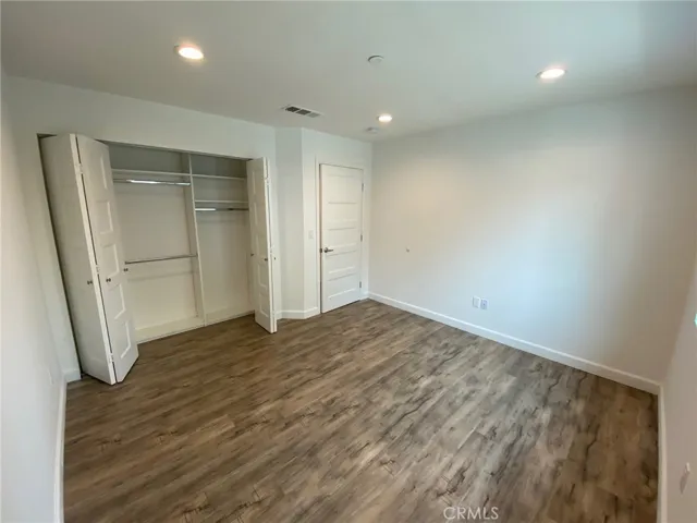 9110 Burnet Avenue, North Hills, California 91343