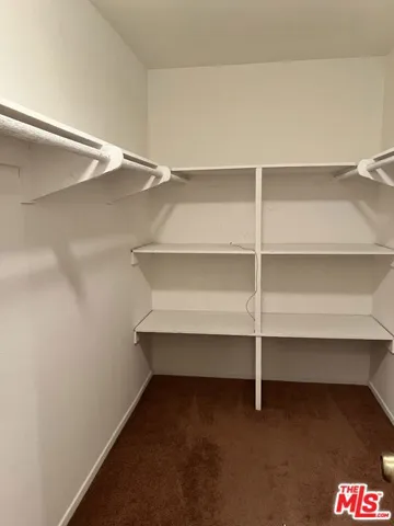 Walk in closet
