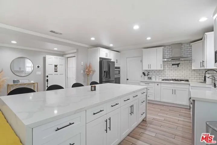 7815 Devenir Avenue, Downey, California 90242