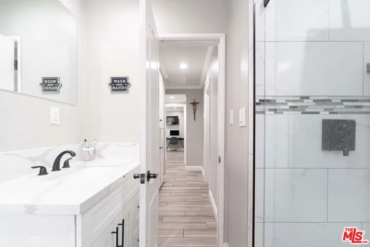 7815 Devenir Avenue, Downey, California 90242