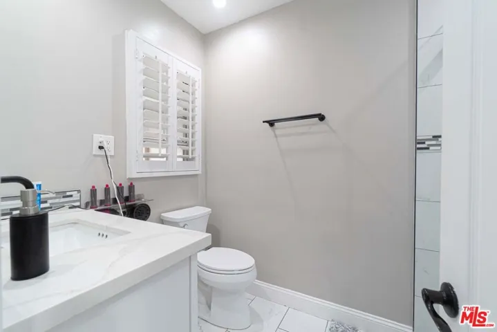 7815 Devenir Avenue, Downey, California 90242