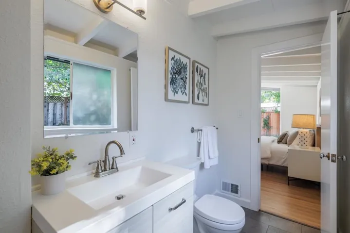 3186 David Avenue, Palo Alto, California 94303