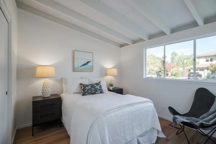 3186 David Avenue, Palo Alto, California 94303