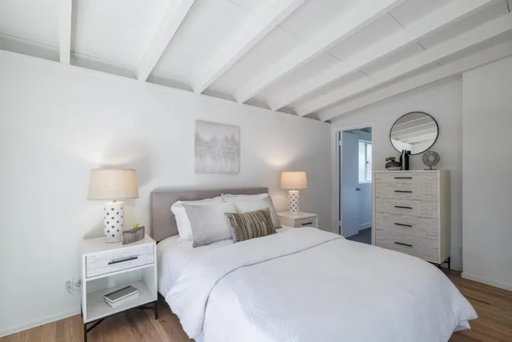 3186 David Avenue, Palo Alto, California 94303