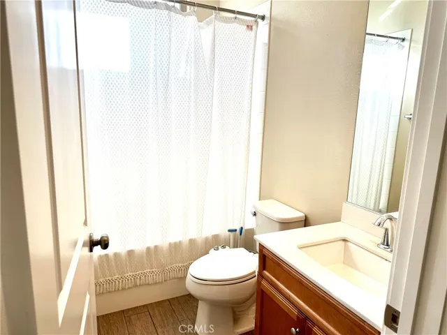 9327 Alondra Boulevard 2, Bellflower, California 90706
