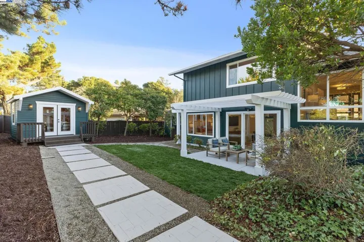 27865 Pebble Ct, Hayward, California 94542