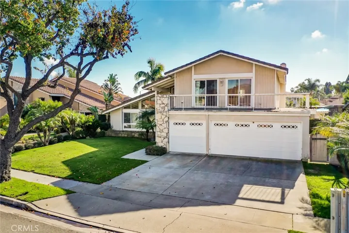 9622 La Capilla Avenue, Fountain Valley, California 92708
