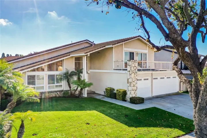 9622 La Capilla Avenue, Fountain Valley, California 92708