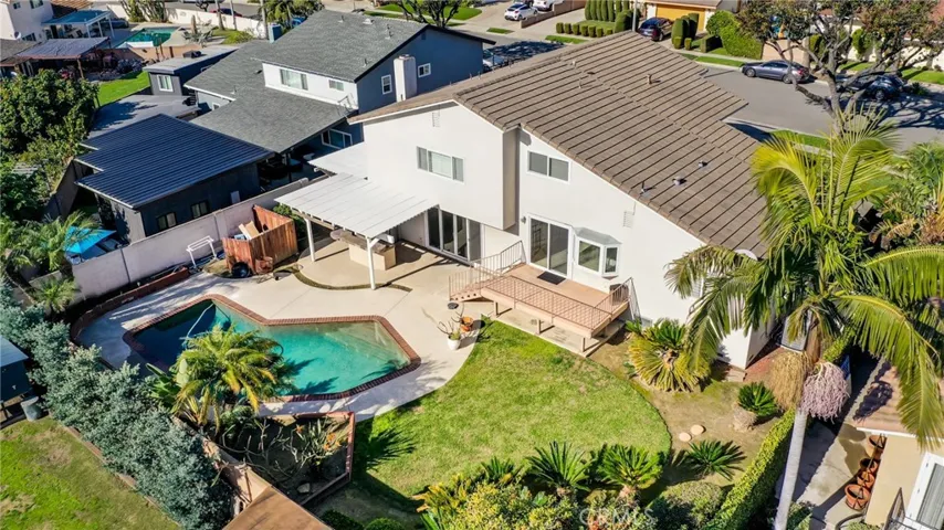 9622 La Capilla Avenue, Fountain Valley, California 92708