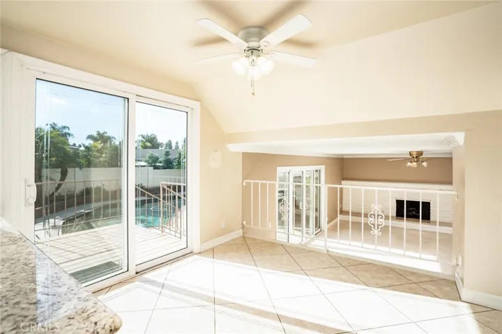 Eating area off kitchen, overlooks family room