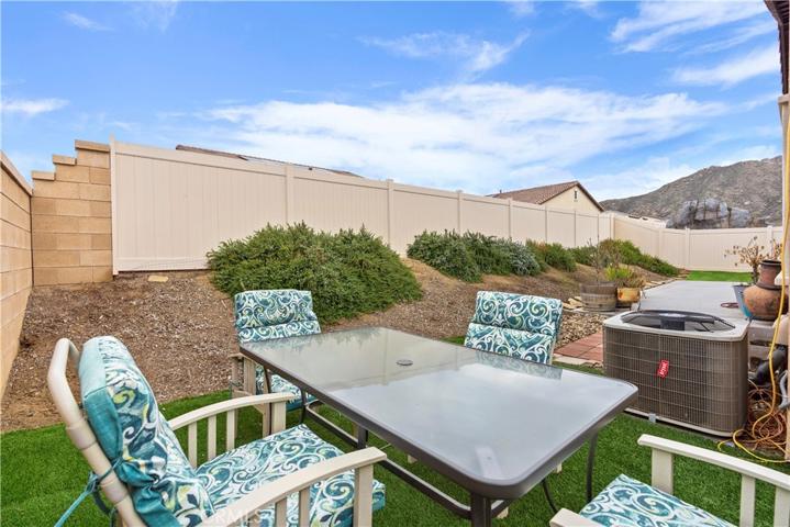 30078 Sierra Ridge Way, Menifee, California 92585