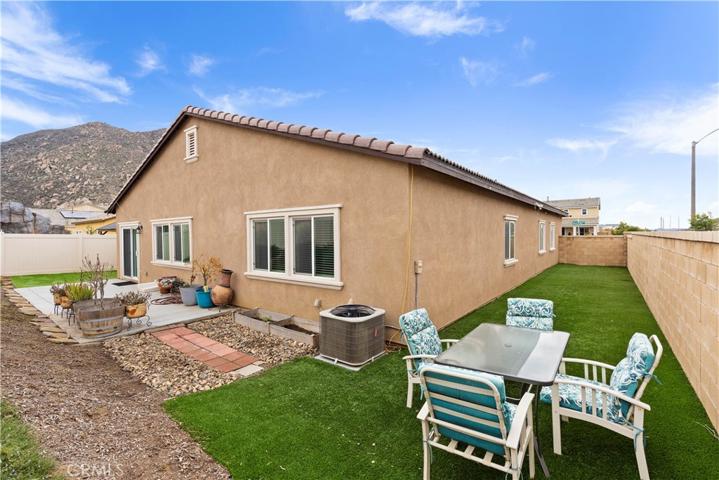 30078 Sierra Ridge Way, Menifee, California 92585