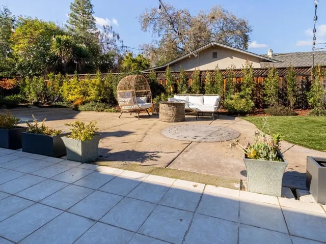10 Spiros Way, Menlo Park, California 94025