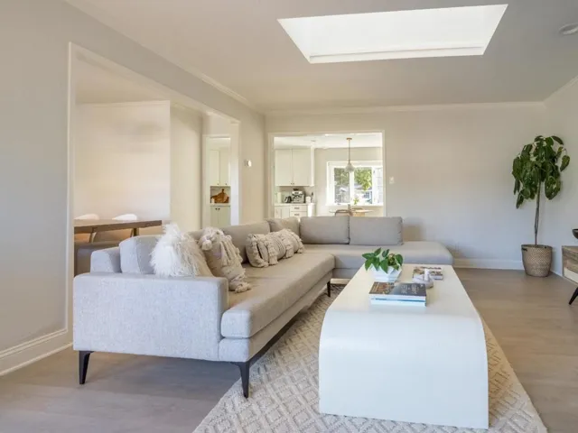 10 Spiros Way, Menlo Park, California 94025