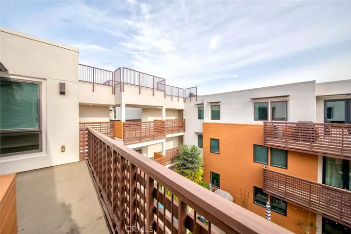 Balcony overlook onto the courtyard