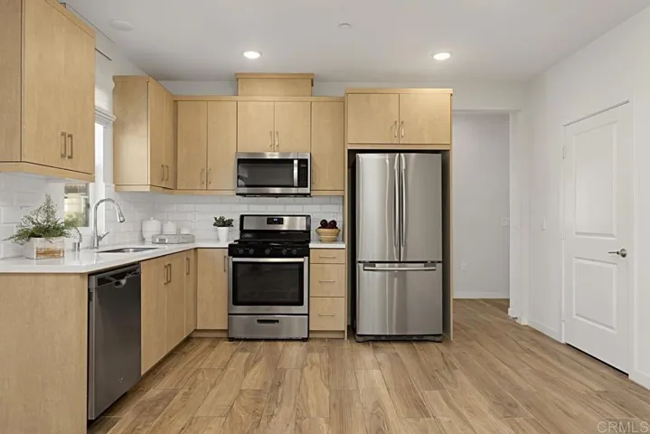 861 Blackstone Drive, San Marcos, California 92078