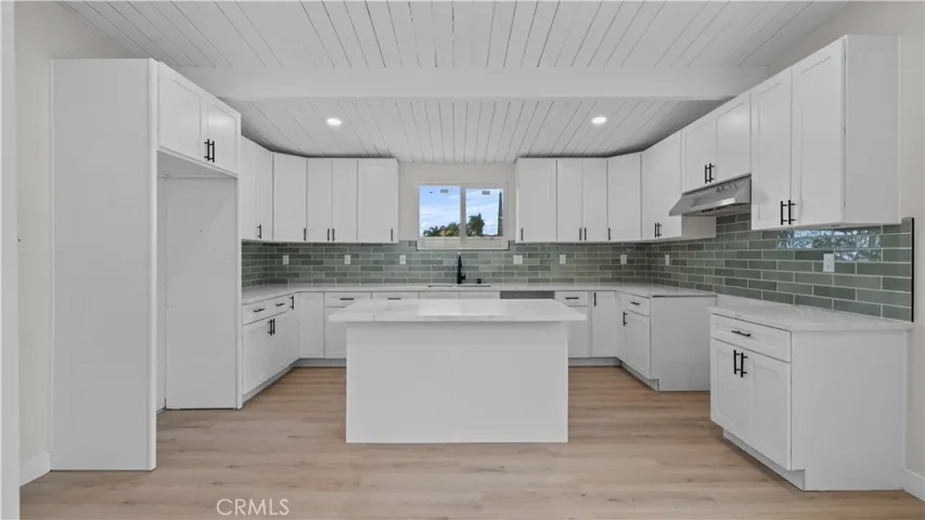 13943 Del Sur Street, Pacoima, California 91331