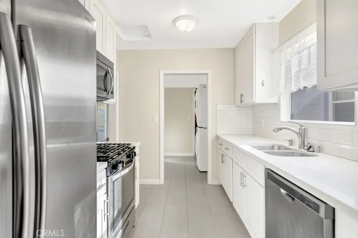 1438 N Pepper Street, Burbank, California 91505