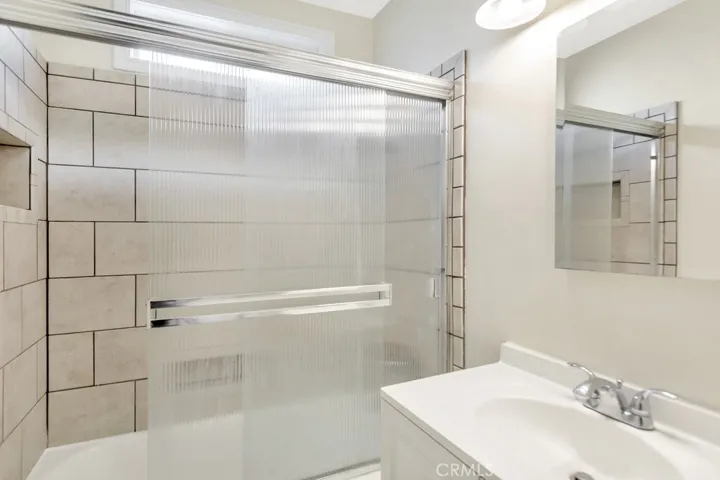 1438 N Pepper Street, Burbank, California 91505