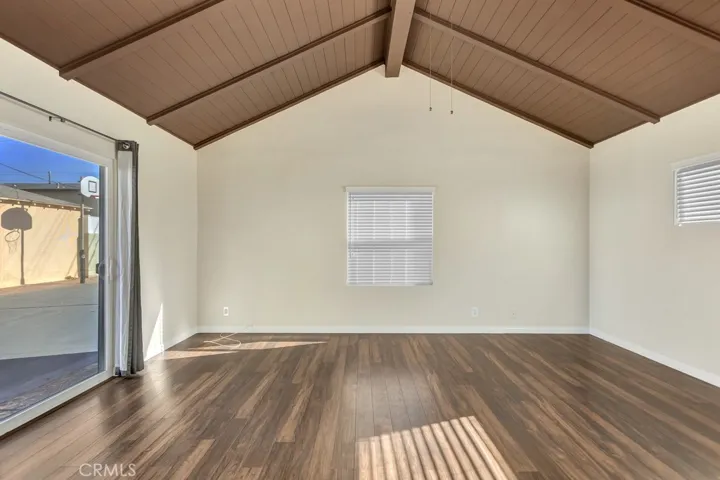 1438 N Pepper Street, Burbank, California 91505