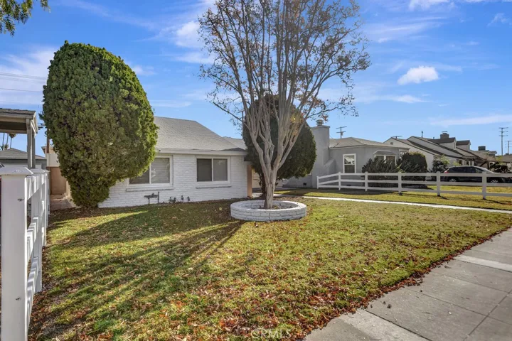 1438 N Pepper Street, Burbank, California 91505