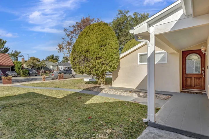 1438 N Pepper Street, Burbank, California 91505